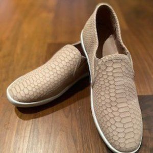 Joie Kidmore Slip on Leather Sneaker